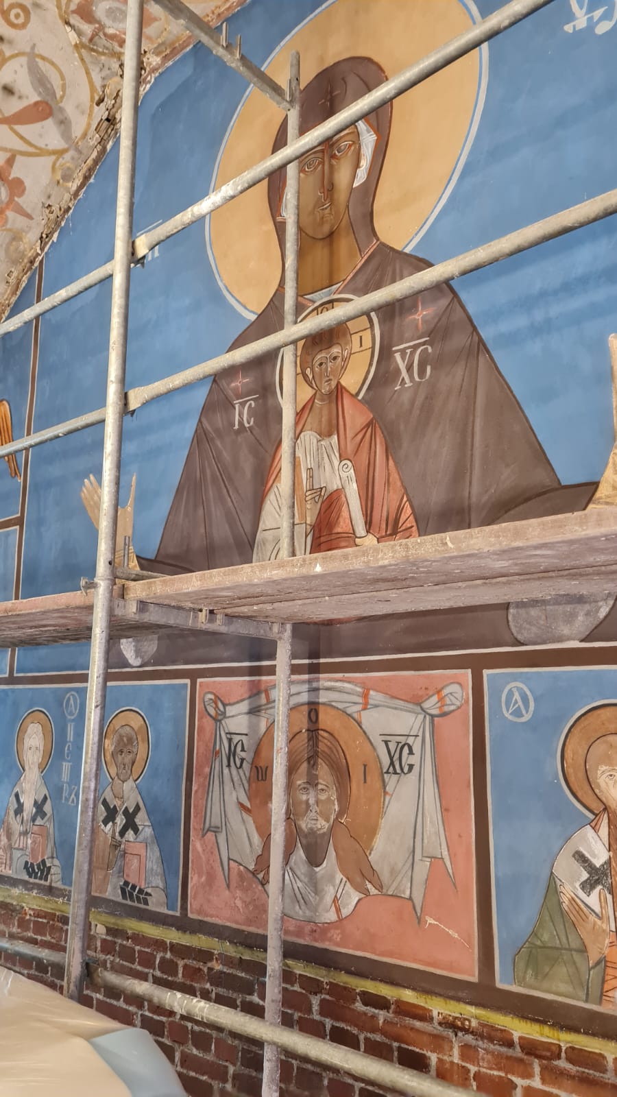 Freski wykonanych w 1954 roku przez prof. Jerzego Nowosielskiego - praca podlegają renowacji