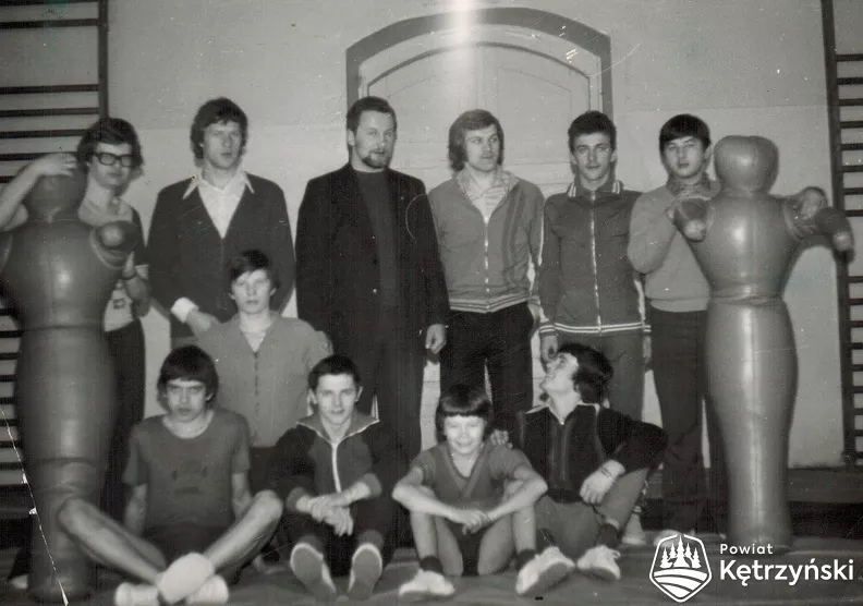 3. Karolewo, zawodnicy sekcji zapaśniczej stylu wolnego – 1975 r.
